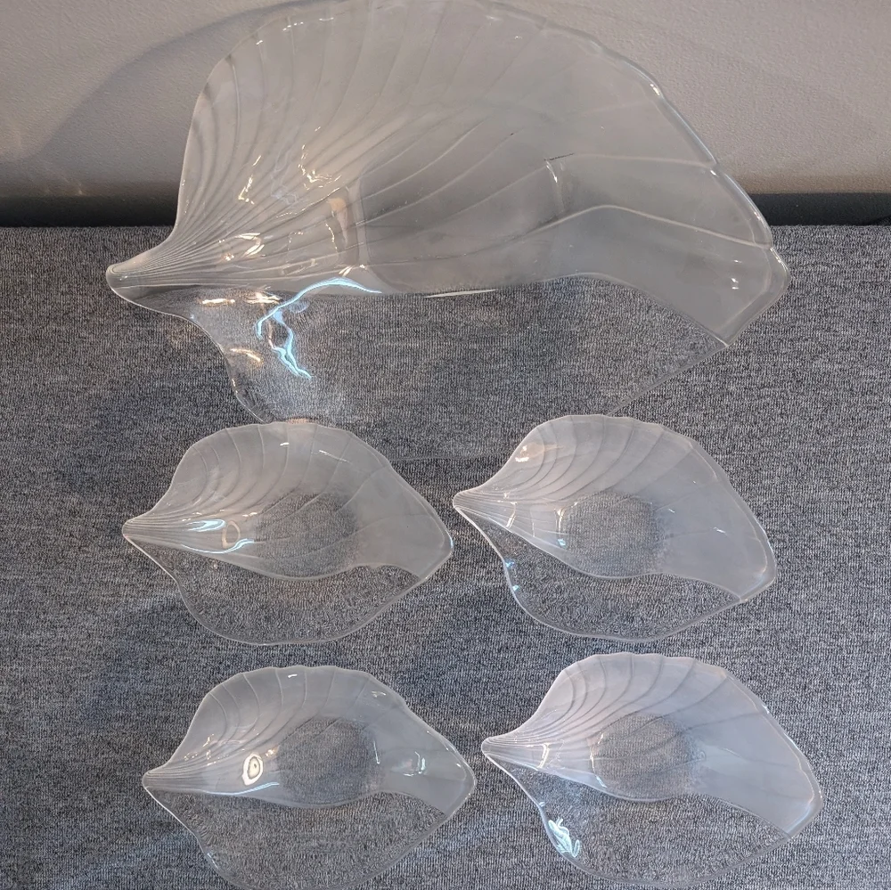 Studio Nova/Mikasa, 5pc Frosted Leaf Serving/Salad Bowl with 4 Side Bowls - Picture 2 of 5